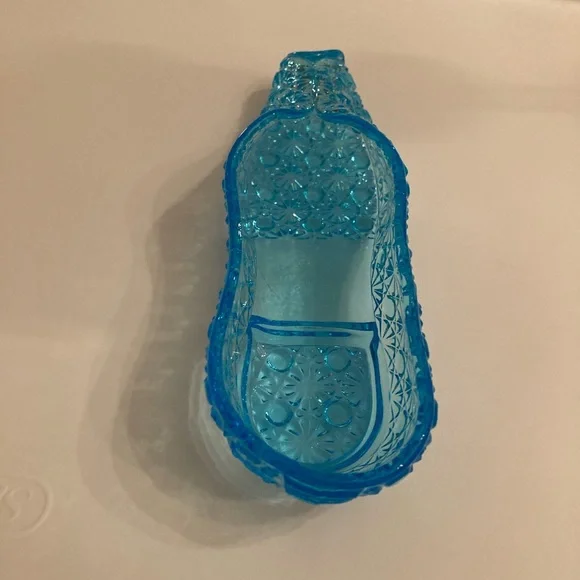EAPG - Antique Bryce Brothers Daisy & Button Blue Glass Shoe - Picture 4 of 16